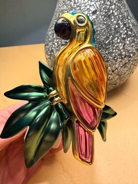 Bath & Body Works Wallflower Parrot Plug in